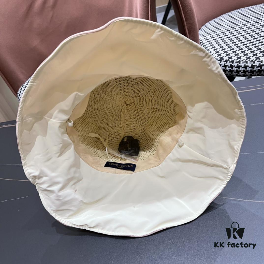 LV Bucket Hat🧢 New Louis Vuitton Bucket Hat🧢 Hot Selling, Versatile Accessory 🥰 Looks Great with Any Outfit, Excellent Quality 👍