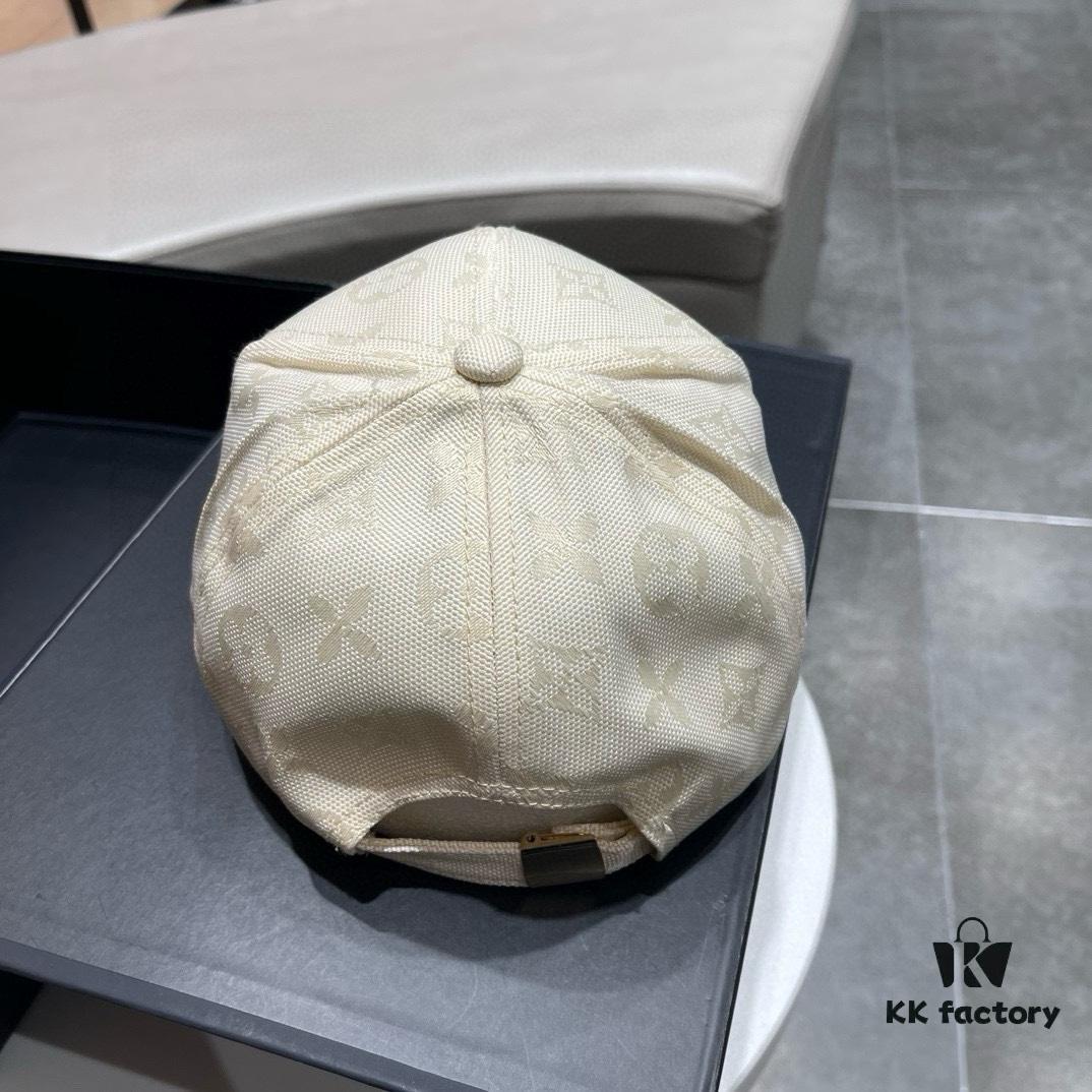 692fae2699f2d84055c868e1 Louis Vuitton LV 2024 Spring New Arrival Baseball Cap, Simple and Elegant Design, Versatile Unisex Hat Suitable for Men and Women