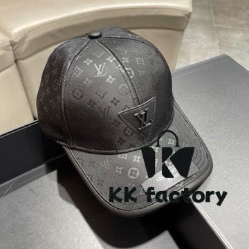 692fae2999f2d84055c868ef LV Baseball Cap 🧢 New Louis Vuitton Baseball Cap 🧢 Hot Selling, Versatile Accessory 🥰 Looks Great with Any Outfit, Excellent Quality 👍 Fashionable and Matchable Hat, Fisherman Cap, Knit Cap