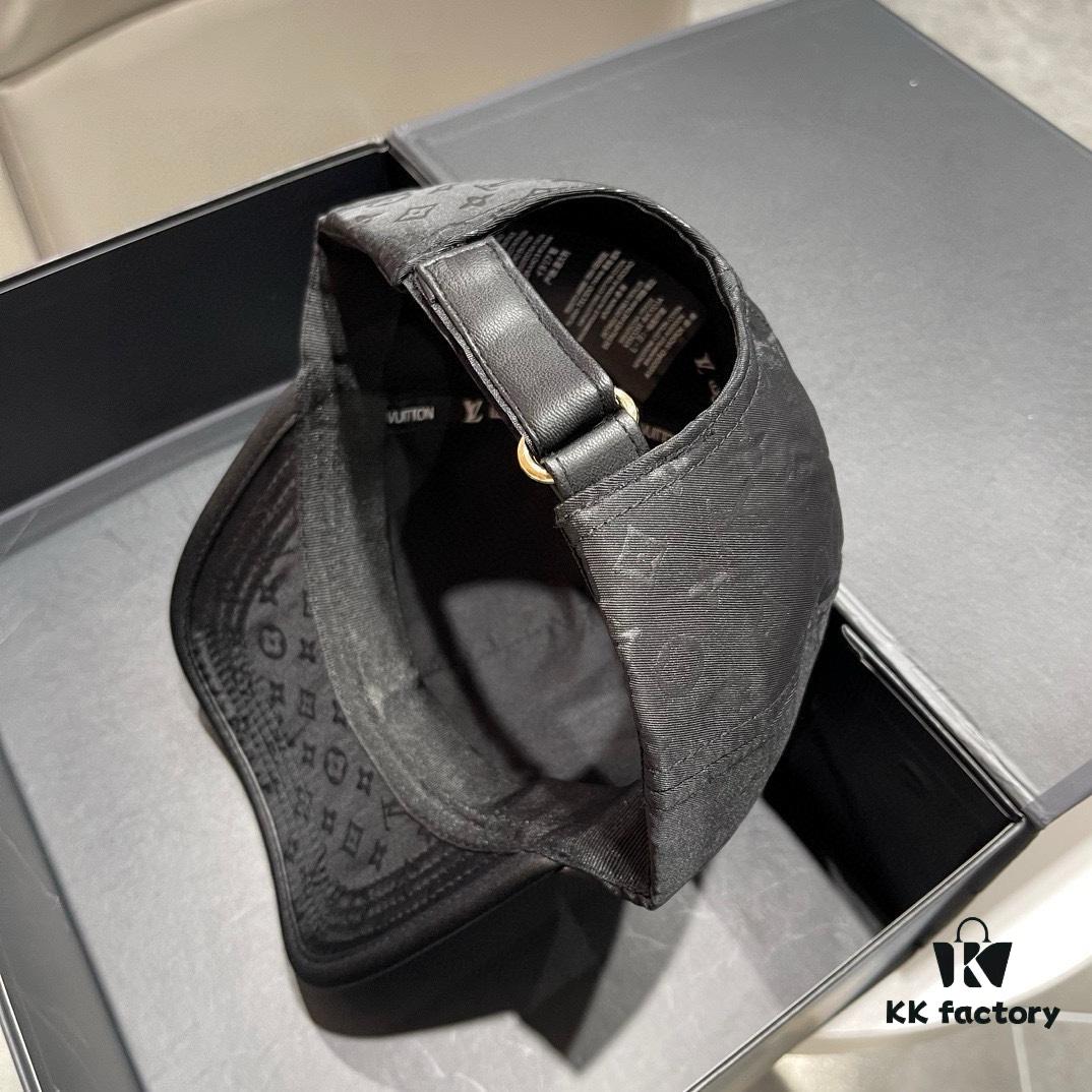 692fae2d99f2d84055c868f7 LV Baseball Cap 🧢 New Louis Vuitton Baseball Cap 🧢 Hot Selling, Versatile Accessory 🥰 Looks Great with Any Outfit, Excellent Quality 👍 Fashionable and Matchable Hat, Fisherman Cap, Knit Cap