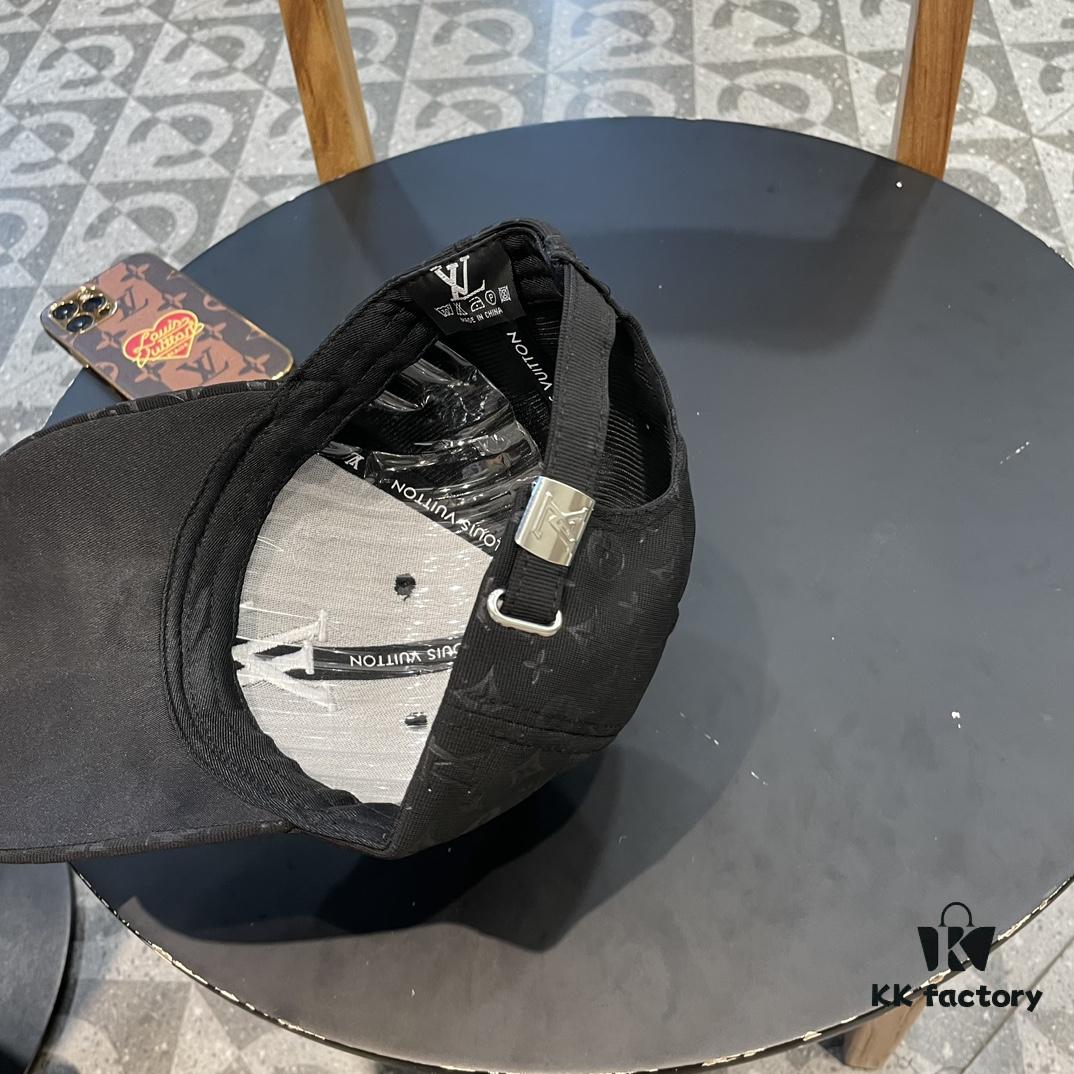 692fae3c99f2d84055c86919 Louis Vuitton LouisVuitton 2024 New Denim Baseball Cap 🧢