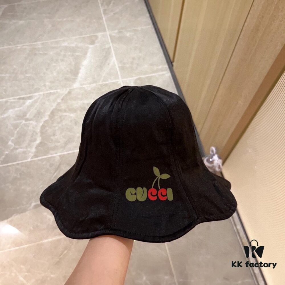692faeed99f2d84055c86a7b GUCCI Wave-Brim Waterproof Smooth Surface Fisherman Hat 2024 Spring/Summer Collection