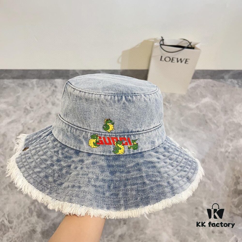 692faf2999f2d84055c86ad1 Gucci 2024 Spring/Summer New Denim Fisherman Hat, Unisex Fashion Style with Dragon Year Element