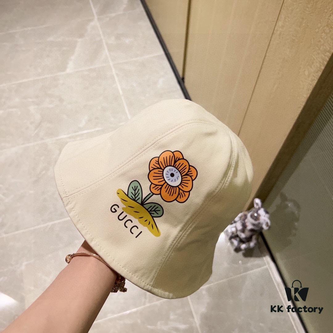 692fafa199f2d84055c86bac Gucci 2024 Spring/Summer New Arrival Dome-Top Floral Print Popular Bucket Hat
