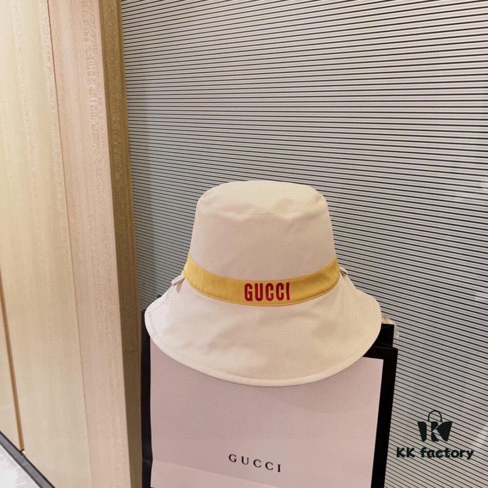 692fafa599f2d84055c86bb2 Gucci x Luxe 2024 New Reversible Deer Print Fisherman Hat with Dust Bag