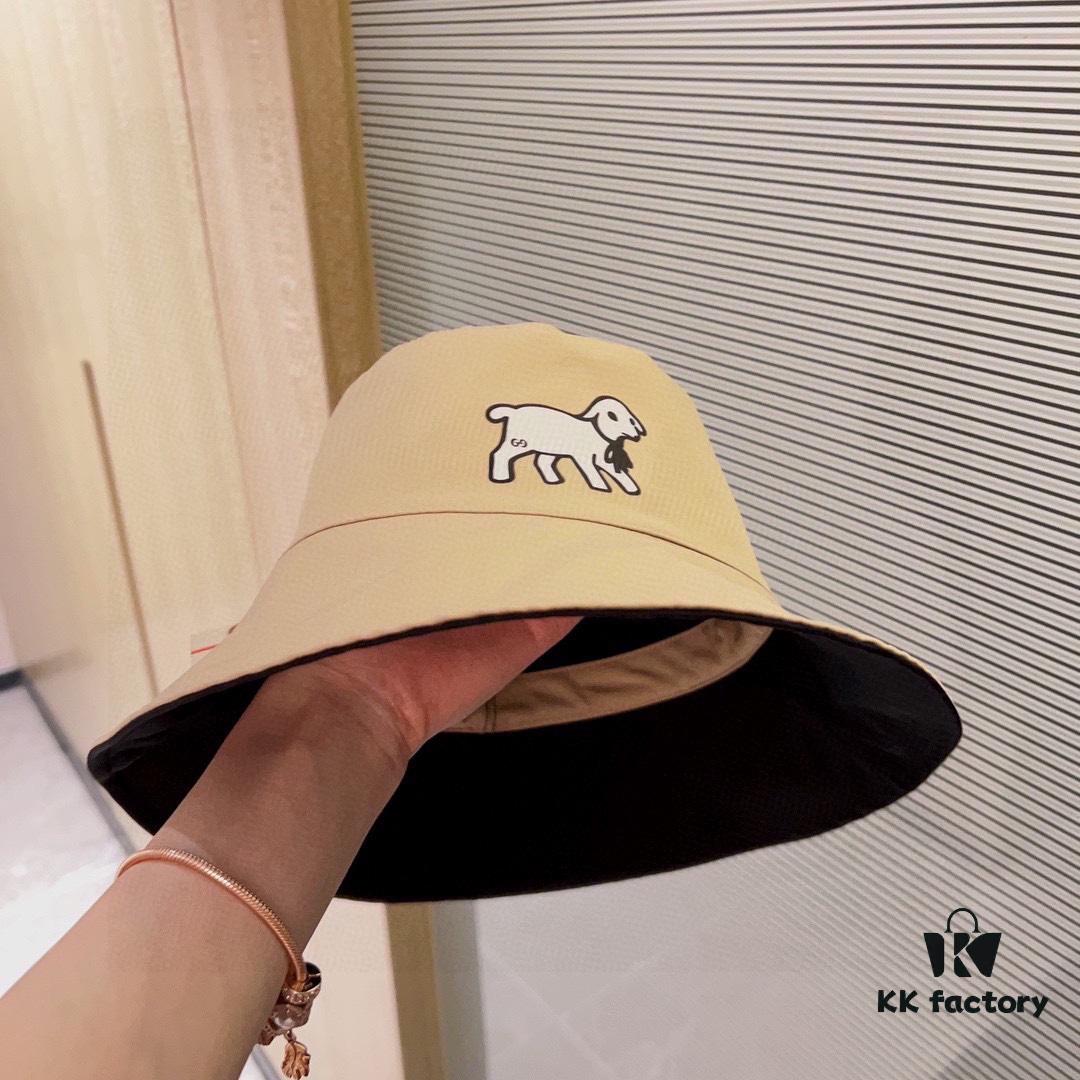 692fafb199f2d84055c86bc8 Gucci x Little Deer 2024 New Arrival Reversible Fisherman Hat with Dust Bag