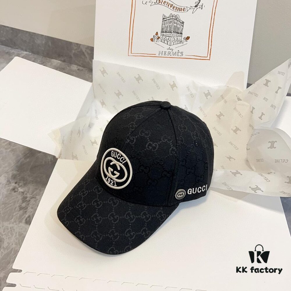 Special Price 💛 Comes with Dust Bag. [GUCCI] 2024 Spring/Summer New Arrival Heavy Embroidered Baseball Cap, Classic Counter Style, Unisex Fisherman Knit Hat