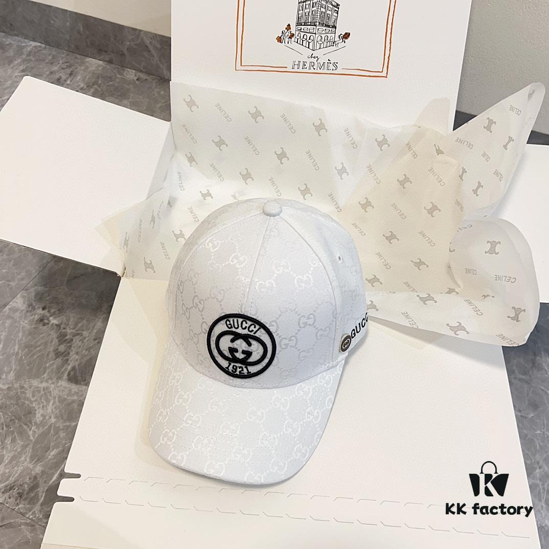 Special Price 💛 Comes with Dust Bag. [GUCCI] 2024 Spring/Summer New Arrival Heavy Embroidered Baseball Cap, Classic Counter Style, Unisex Fisherman Knit Hat