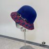 692fb02f99f2d84055c86ca1 Gucci 2022 Fall/Winter New Wool Fedora Hat, GG Wool Hat with Horsebit Decoration, 57cm Head Circumference, Stylish and Versatile, Black and Khaki Colors, Elegant Ladylike Style