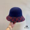 692fb03399f2d84055c86ca7 Gucci 2022 Fall/Winter New Wool Fedora Hat, GG Wool Hat with Horsebit Decoration, 57cm Head Circumference, Stylish and Versatile, Black and Khaki Colors, Elegant Ladylike Style