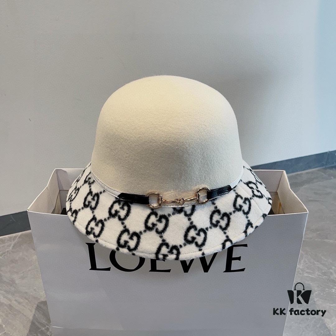 692fb03599f2d84055c86cab Gucci 2022 Fall/Winter New Wool Fedora Hat, GG Wool Hat with Horsebit Decoration, 57cm Head Circumference, Stylish and Versatile, Black and Khaki Colors, Elegant Lady's Style
