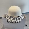 692fb03699f2d84055c86cac Gucci 2022 Fall/Winter New Wool Fedora Hat, GG Wool Hat with Horsebit Decoration, 57cm Head Circumference, Stylish and Versatile, Black and Khaki Colors, Elegant Lady's Style