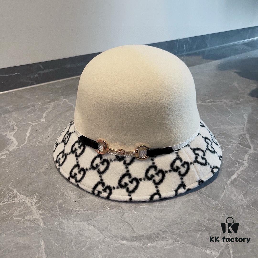 692fb03899f2d84055c86cb0 Gucci 2022 Fall/Winter New Wool Fedora Hat, GG Wool Hat with Horsebit Decoration, 57cm Head Circumference, Stylish and Versatile, Black and Khaki Colors, Elegant Lady's Style