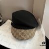 692fb04399f2d84055c86cc6 Gucci 2022 Fall/Winter New Arrivals Military Cap, High-End Custom Wool Hat with GG Brim Detail, Elegant and Sophisticated, Available in Black and Khaki, Head Circumference 57cm