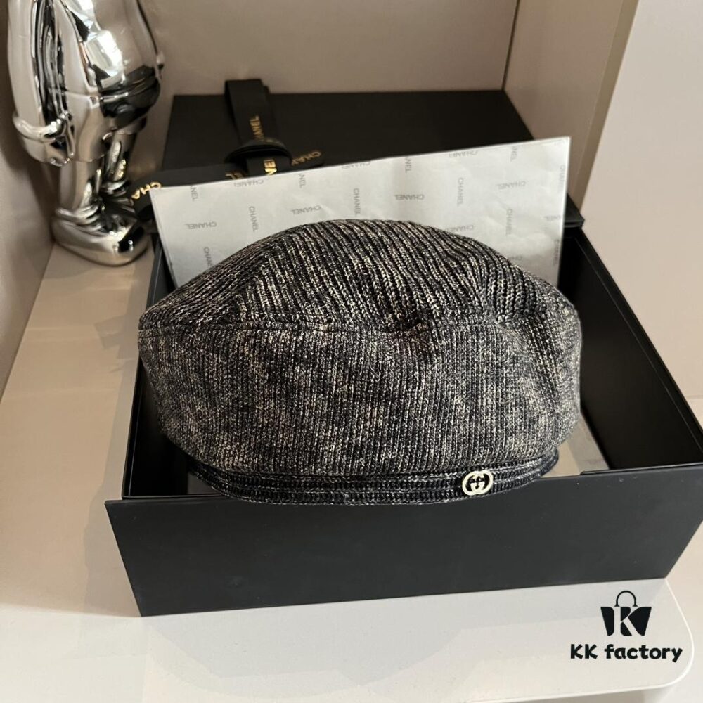 692fb04d99f2d84055c86cdf Gucci Striped Beret, High-End Custom Fabric, Head Circumference 57cm