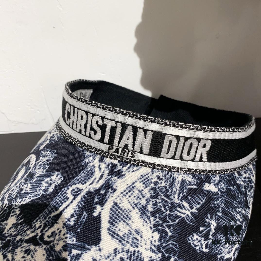 692fb07899f2d84055c86d2e Dior Best-Selling Bucket Hat