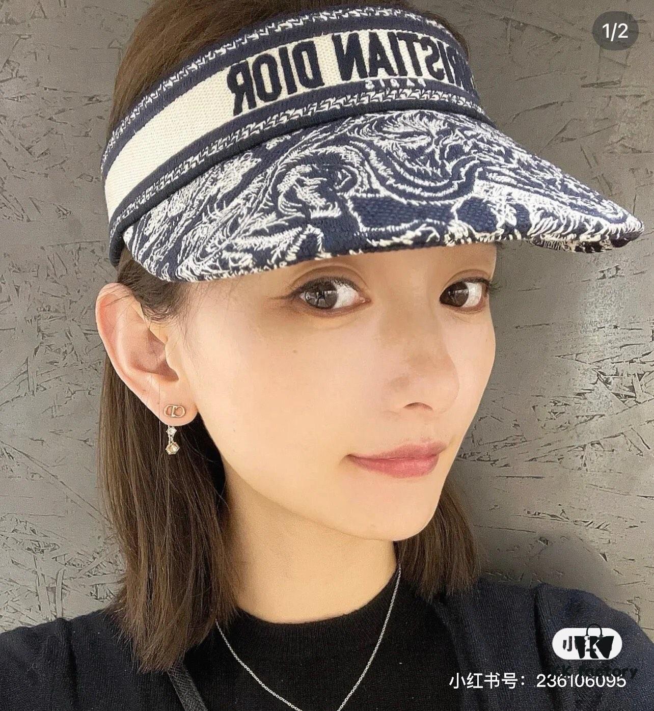 692fb07a99f2d84055c86d32 Dior Best-Selling Bucket Hat