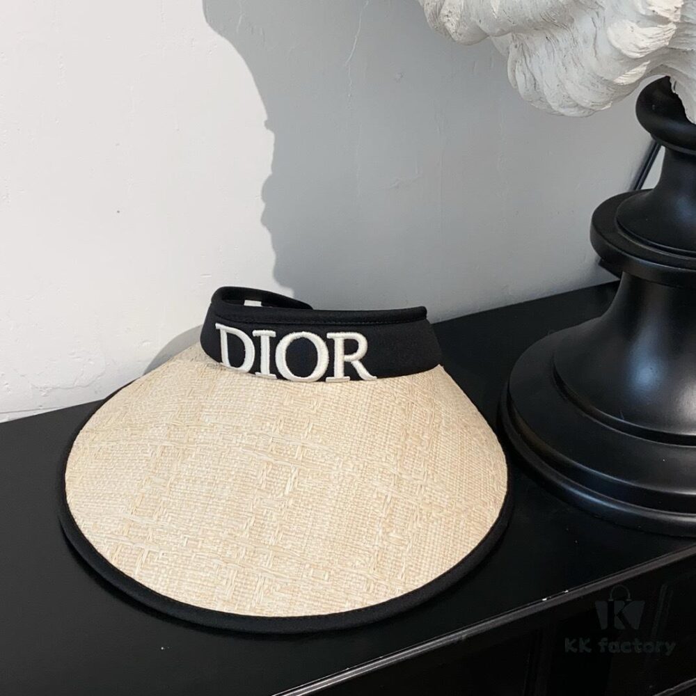 692fb08999f2d84055c86d50 Dior New Embroidered Letter Straw Hat