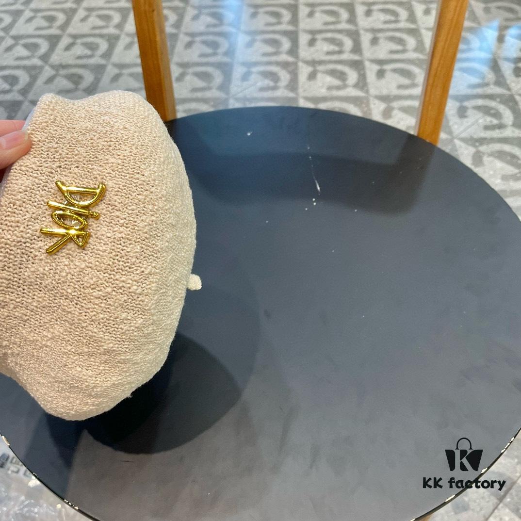 692fb09699f2d84055c86d6c Dior 2024 New Solid Color Women's Beret, Slimming Face Look, Spring and Summer Lightweight Breathable Pumpkin Hat, Artistic and Versatile Painter's Hat