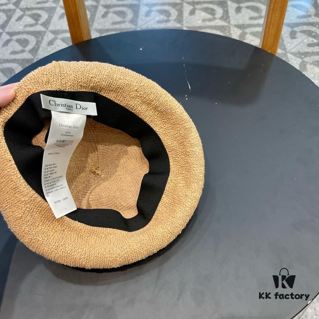 692fb0a199f2d84055c86d81 Dior 2024 New Solid Color Women's Beret, Slimming Face Look, Lightweight and Breathable for Spring and Summer, Versatile Pumpkin Hat, Artistic Painter Hat, Fisherman Cap, Baseball Cap, Knit Hat