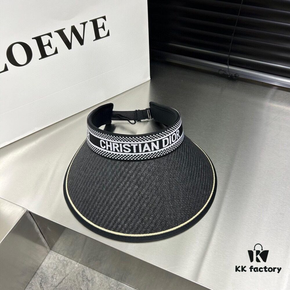 692fb0a999f2d84055c86d90 Dior - New Arrival Rimless Hat with Color-Block Trim
