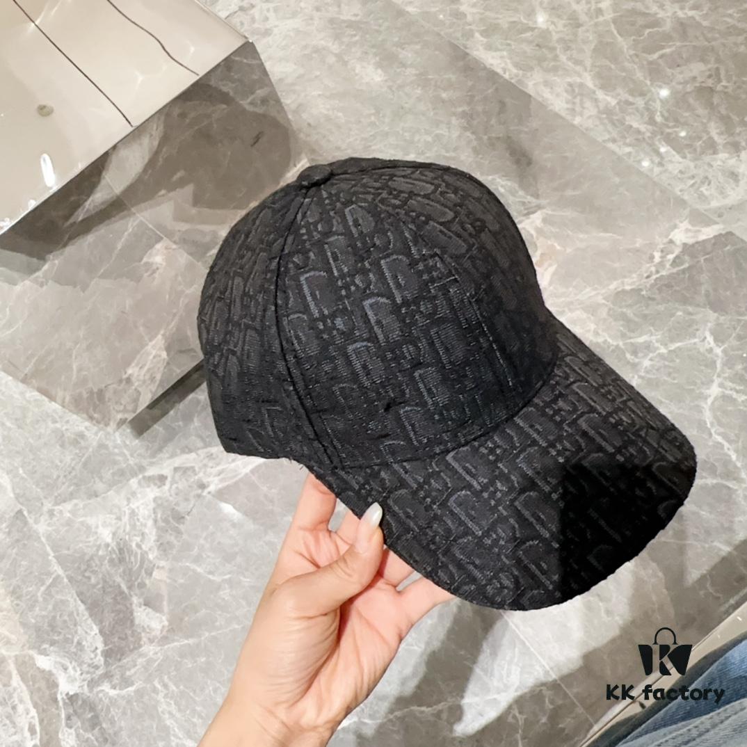 692fb13f99f2d84055c86ea1 DIOR Vintage Baseball Cap