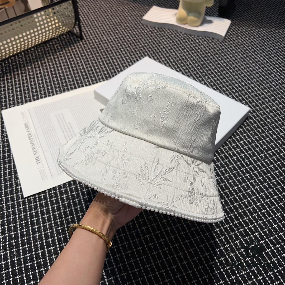 692fb1bf99f2d84055c86f66 Dior Sweet Style Fisherman Hat