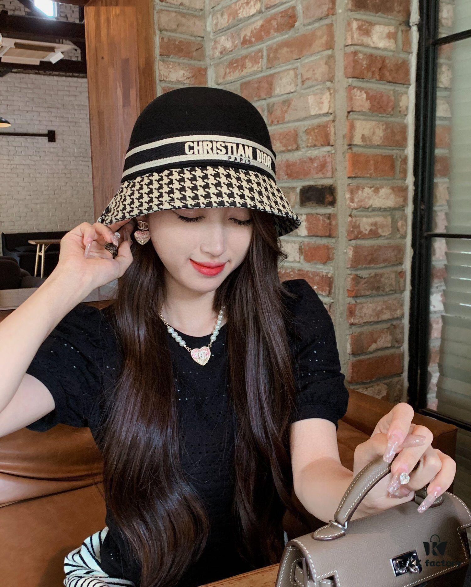 692fb22e99f2d84055c86fe2 Dior Winter Olympics Autumn-Winter Wool Hat, Color-Block Newsboy Cap, 100% Wool Fabric, Head Circumference 57cm
