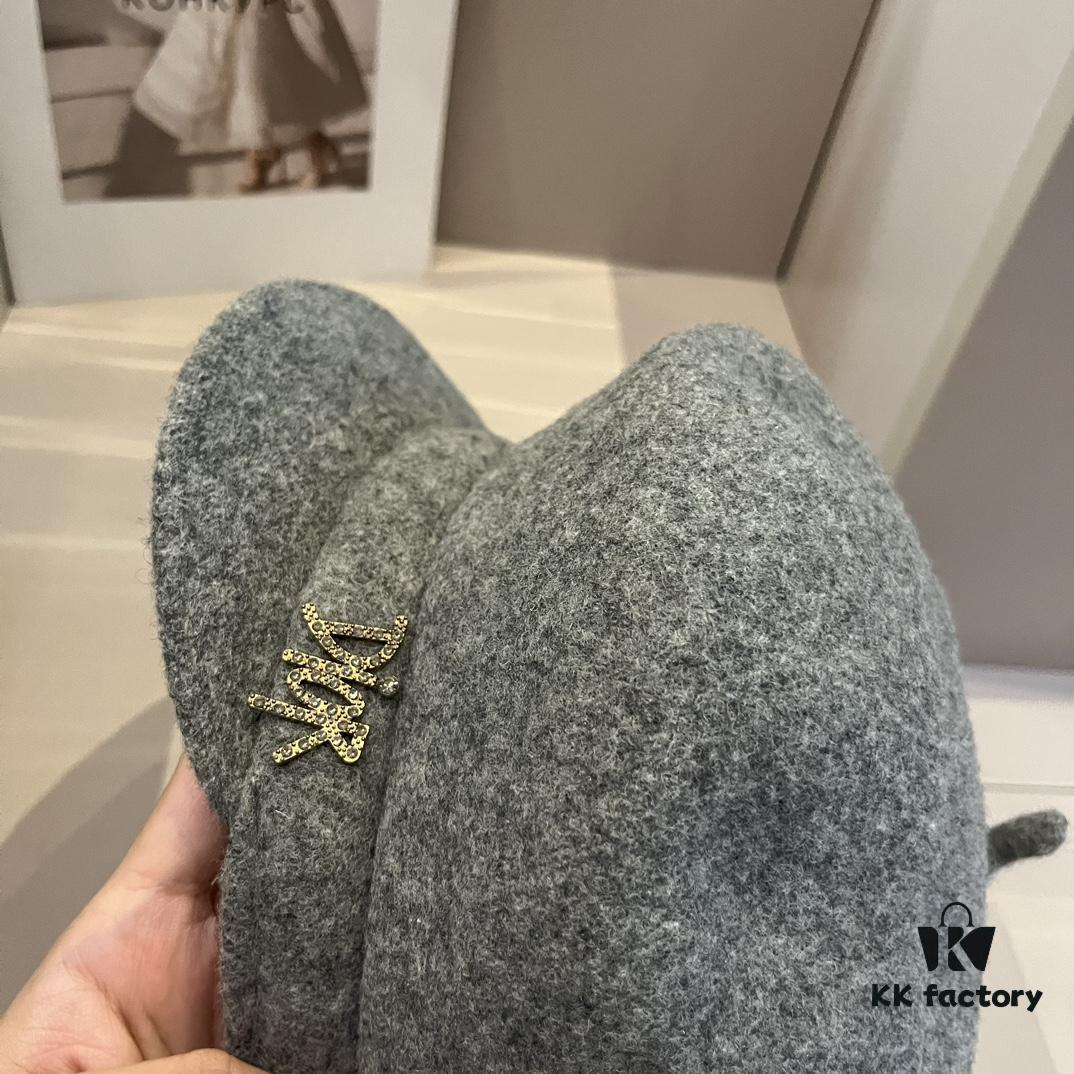 692fb24399f2d84055c86ffb Dior Wool Painter's Cap, 100% Wool Fabric, Head Circumference 57cm
