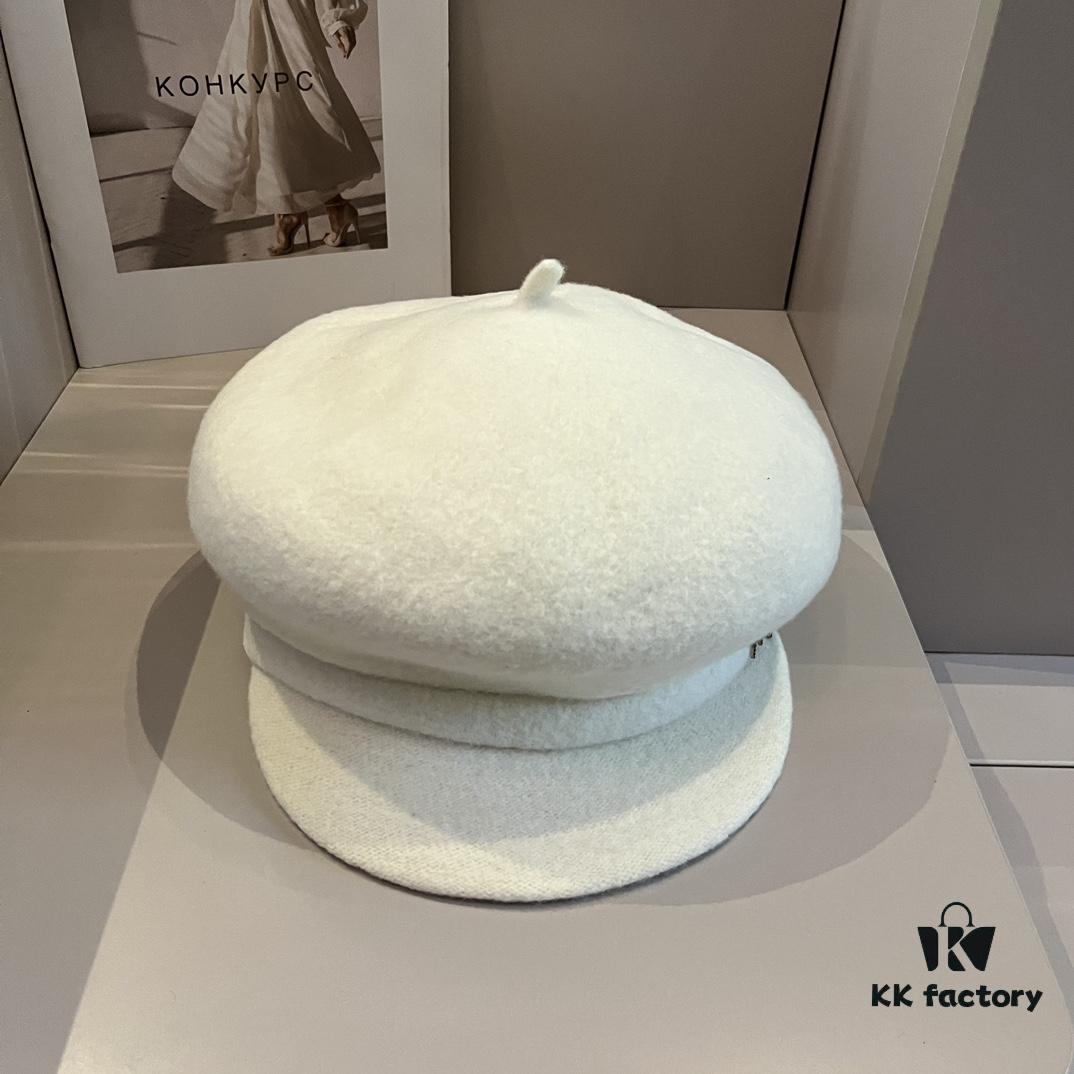 692fb24a99f2d84055c87004 Dior Wool Painter's Cap, 100% Wool Fabric, Head Circumference 57cm