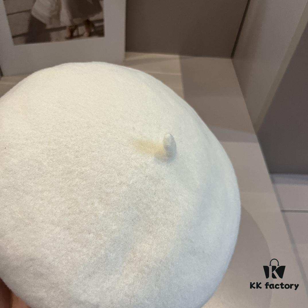 692fb24d99f2d84055c87009 Dior Wool Painter's Cap, 100% Wool Fabric, Head Circumference 57cm