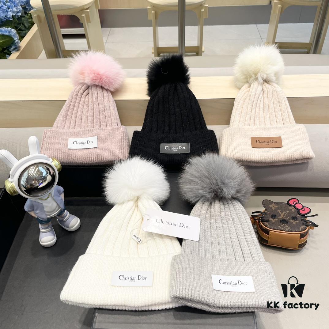 692fb27d99f2d84055c87046 Dior Women's Knitted Hat with Genuine Fox Fur Pom for Autumn and Winter, Thickened Warm Ear-Protecting Beanie