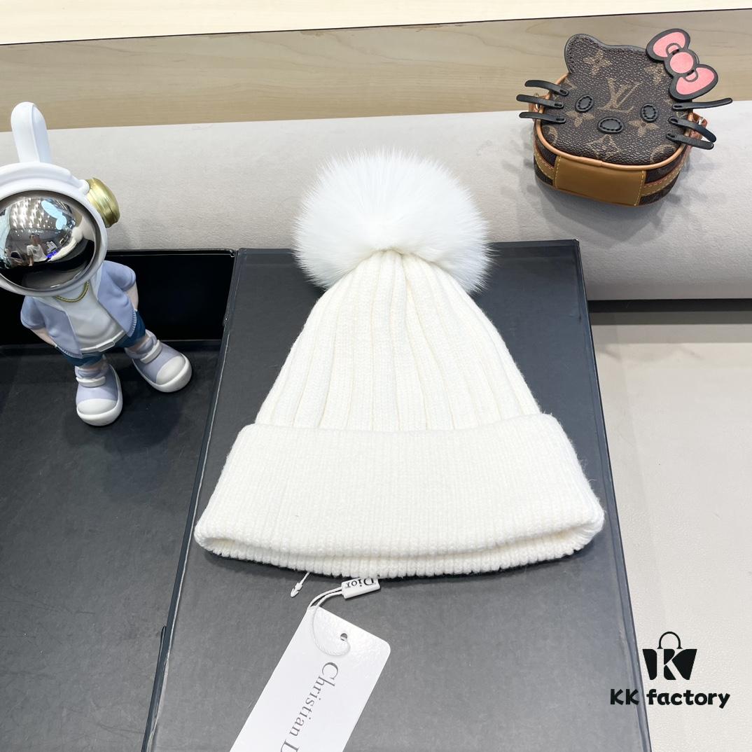692fb29699f2d84055c87058 Dior Women's Knit Hat with Genuine Fox Fur Pom-Pom, Winter Thermal Insulated Ear-Protecting Beanie