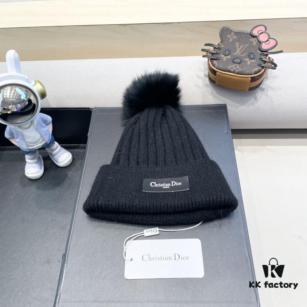 692fb29b99f2d84055c8705c Dior Women's Knitted Hat with Genuine Fox Fur Pom for Autumn and Winter, Thickened Warm Ear-Protecting Beanie, Korean Style Versatile Design