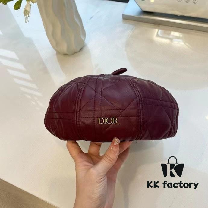 692fb2a799f2d84055c87068 Dior-style Leather Octagonal Beret