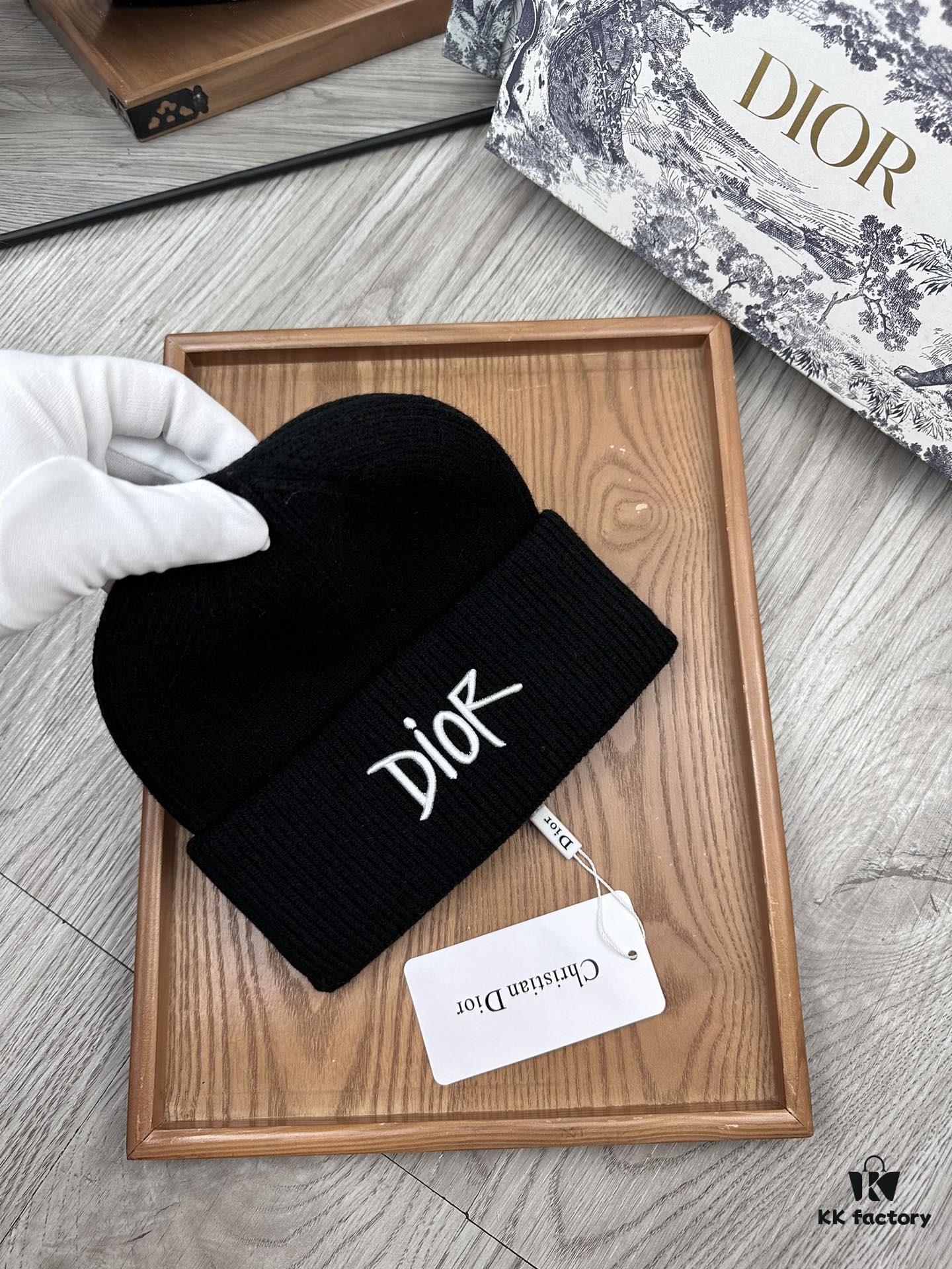 692fb2ae99f2d84055c87072 Special Offer: Dior Beret in Fine Wool Knit – New Arrival, Stylish and Affordable