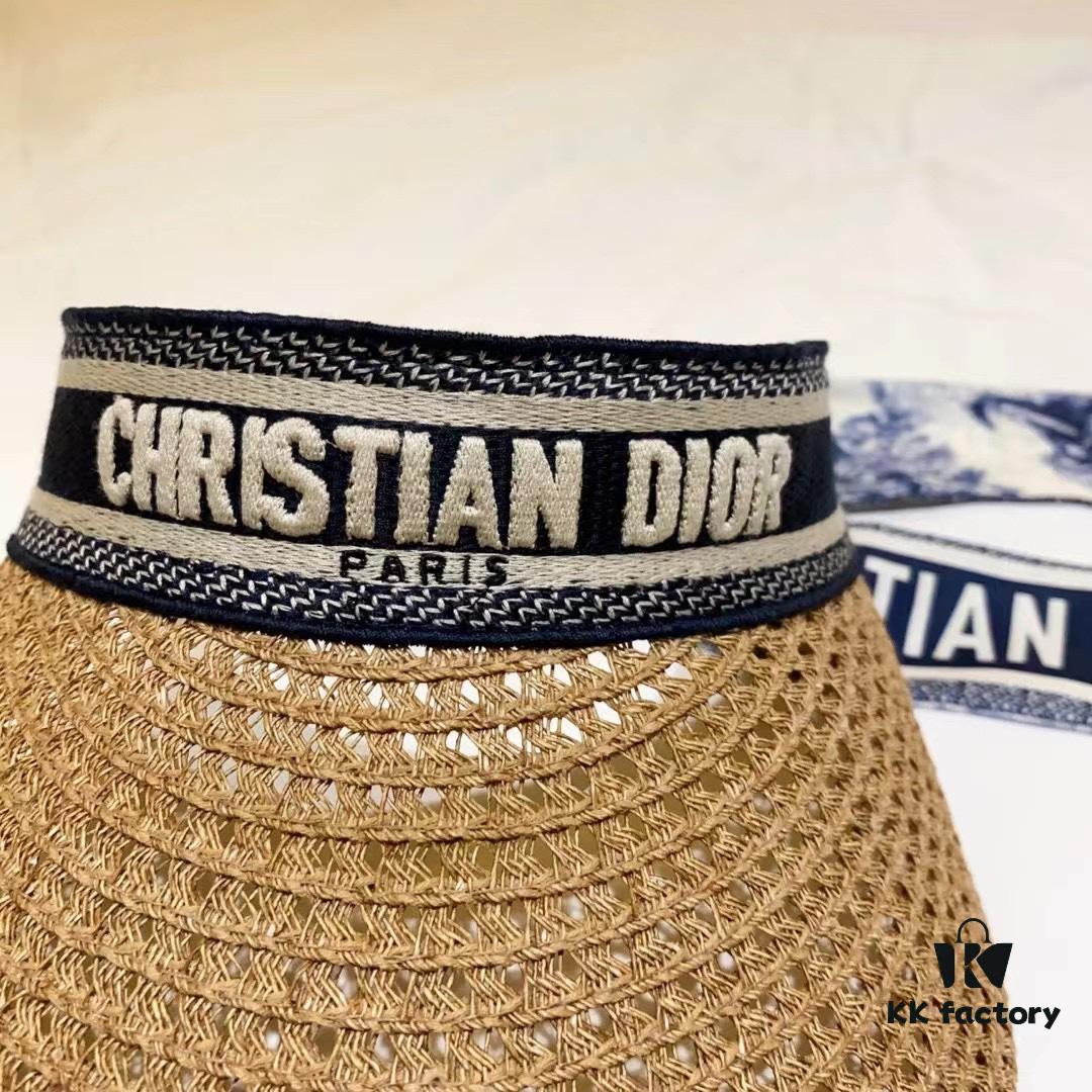 692fb33a99f2d84055c8713c DIOR Natural Straw Unisex Classic Bucket Hat