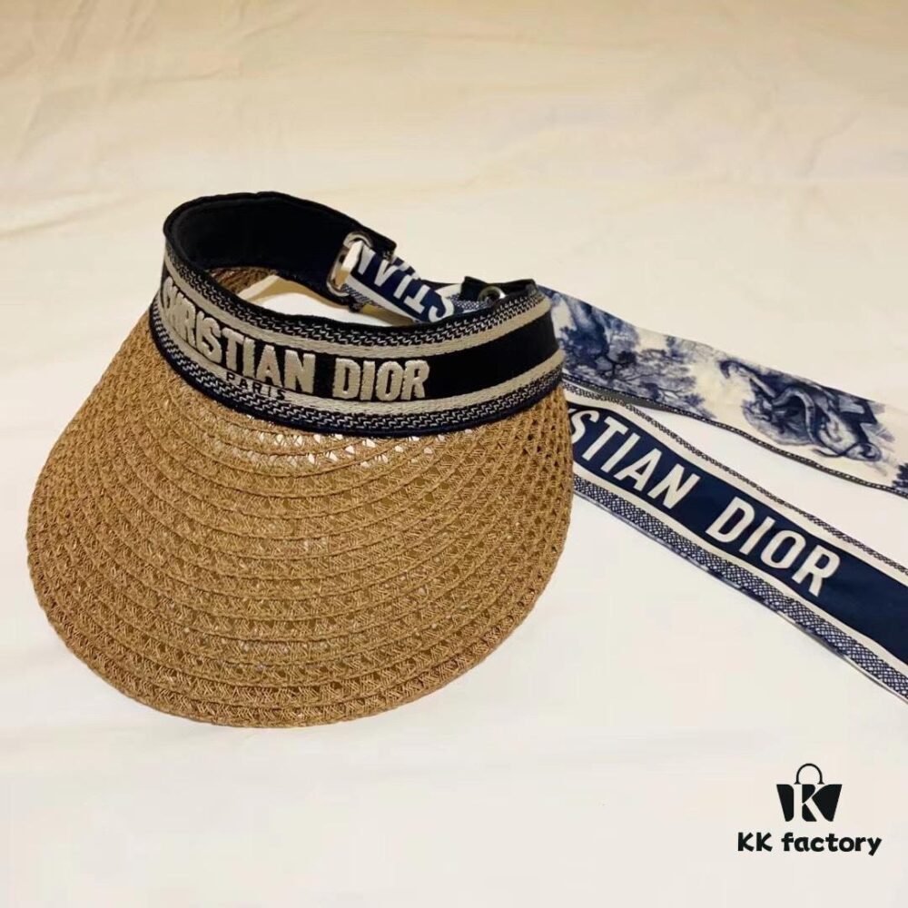 692fb33a99f2d84055c8713e DIOR Natural Straw Unisex Classic Bucket Hat