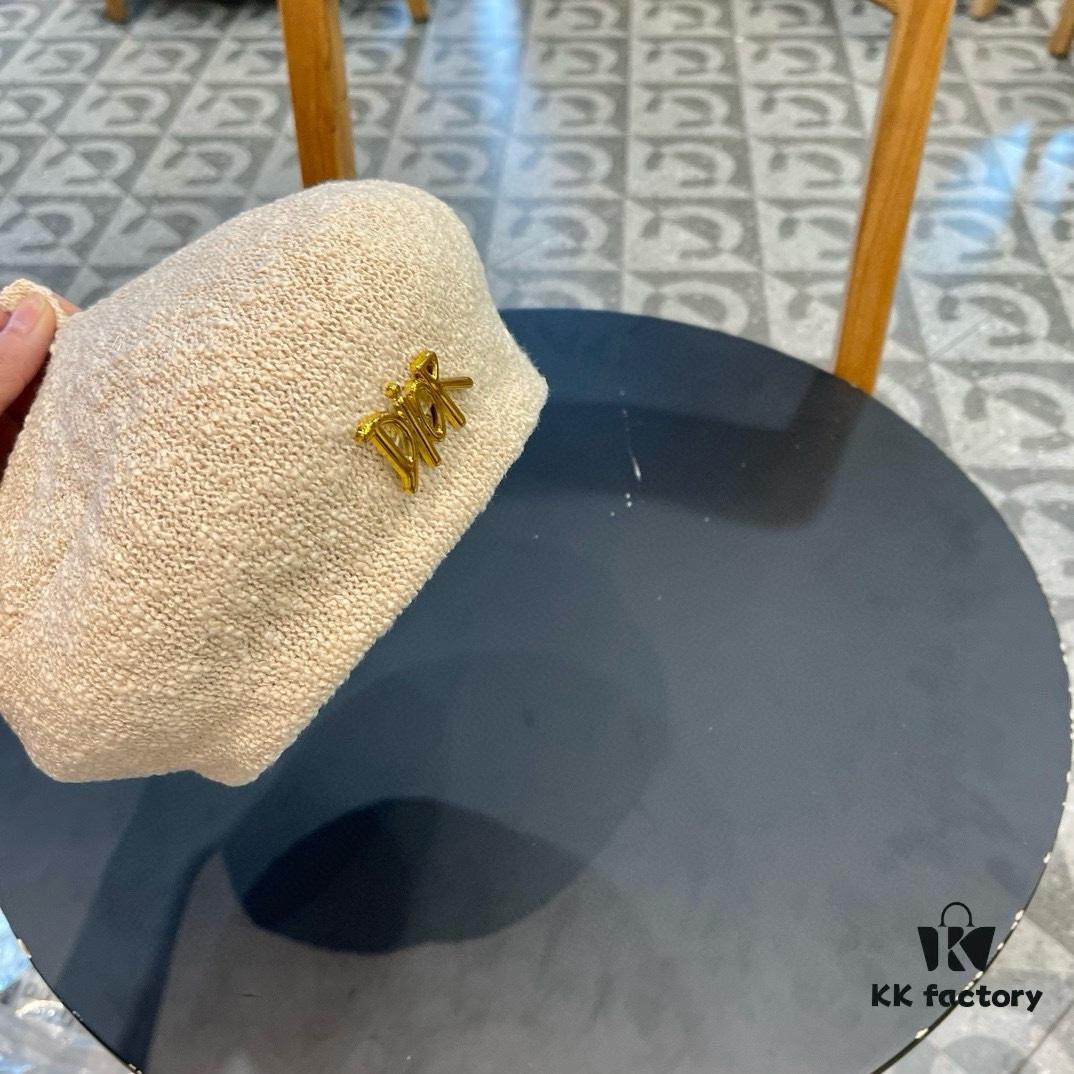 692fb34c99f2d84055c87156 Dior 2024 New Solid Color Women's Beret, Slimming Face Look, Lightweight and Breathable for Spring and Summer, Artistic Pumpkin Hat, Versatile Painter Hat