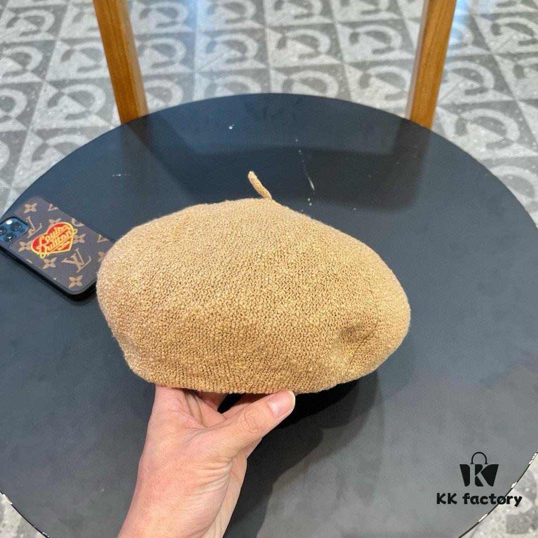 692fb4ad99f2d84055c87302 Dior 2024 New Solid Color Women's Beret, Slimming Face Look, Lightweight and Breathable Spring Summer Pumpkin Hat, Artistic and Versatile Painter Hat