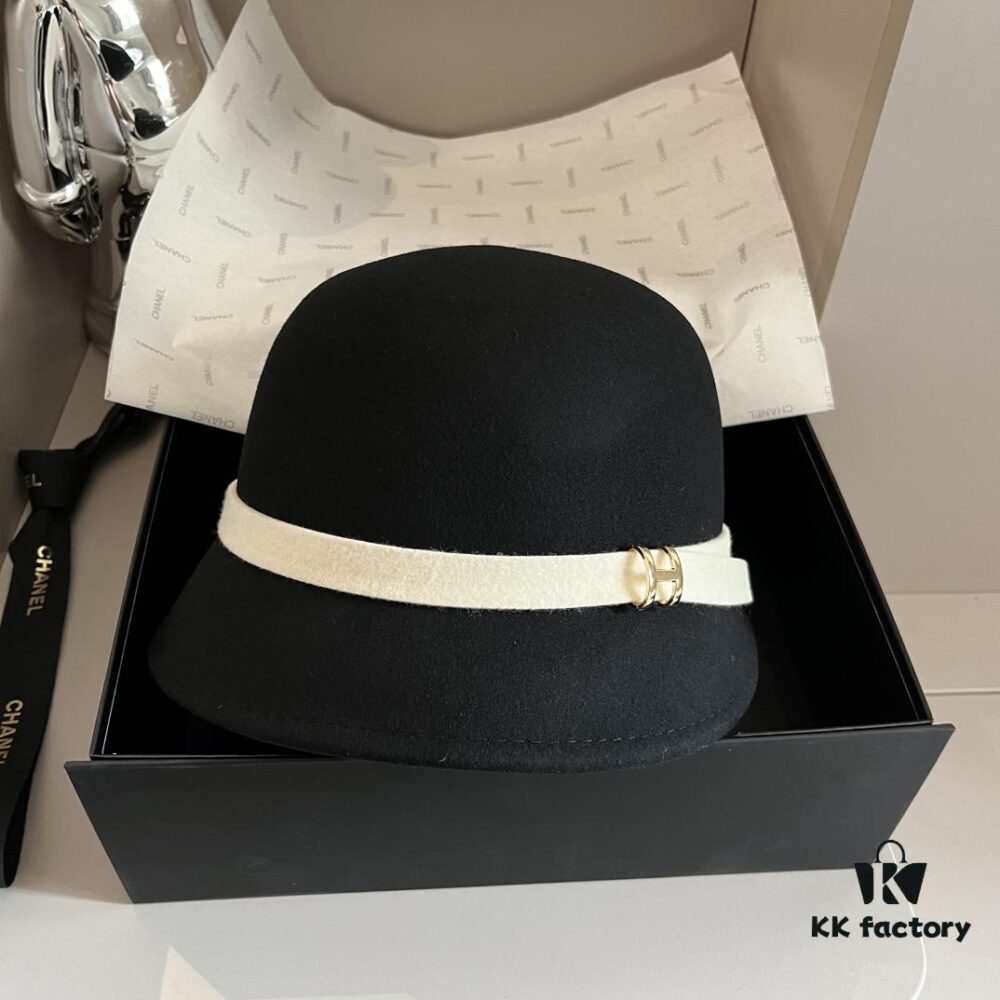 692fb57799f2d84055c873d3 HEREMS Hermès 2024 Autumn/Winter New Wool Bucket Hat, 100% Wool, Irregular Cut Design, Fashionable Women's Essential, Head Circumference 57cm, Khaki White Black
