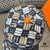 692fb5ed99f2d84055c87475 Box with cloth bag, HERMÈS new original single baseball cap, H embroidery plaid design, genuine mold custom-made, authentic breathable canvas fabric + top-layer cowhide, original factory stainless steel adjustable buckle, exquisite craftsmanship, stylish and handsome, excellent quality!