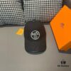 692fb60599f2d84055c8749b Box and cloth bag included, HERMÈS original order baseball cap, classic H design, authentic mold custom-made, premium breathable canvas fabric with top-layer cowhide, original factory stainless steel adjustable buckle, exquisite craftsmanship, stylish and handsome, outstanding quality