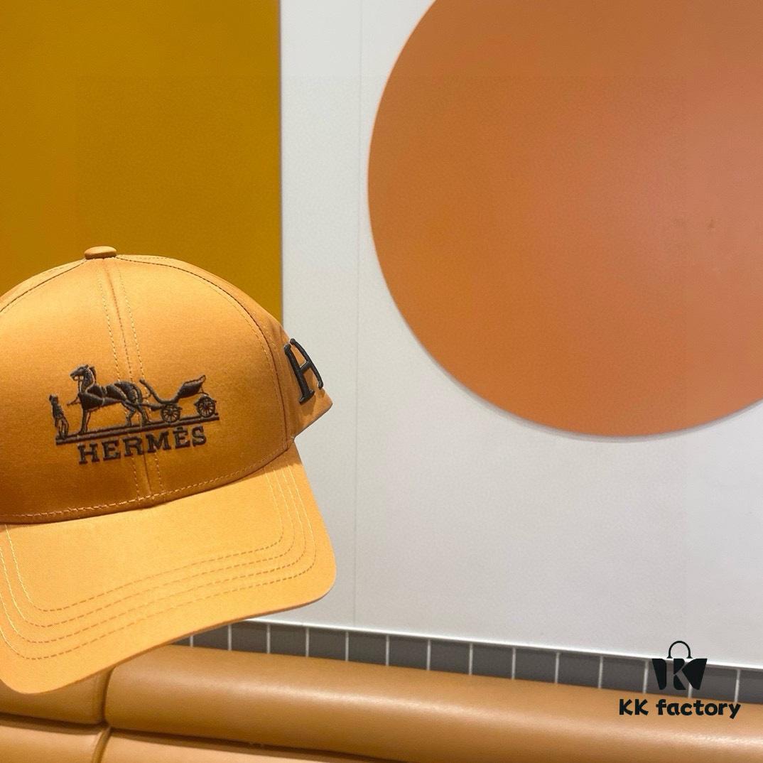 692fb67199f2d84055c87532 New Arrival HERMÈS Latest Authentic Baseball Cap, Color-Blocked H Design, Premium Craftsmanship with Original Breathable Canvas Fabric and Factory Stainless Steel Adjustable Buckle