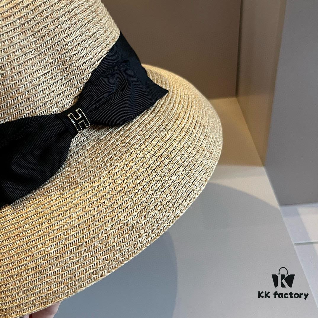 692fb68b99f2d84055c87563 Hermes New Arrival Straw Hat, Made from Taiwanese Fine Straw, Simple and Elegant Style, Head Circumference 57cm