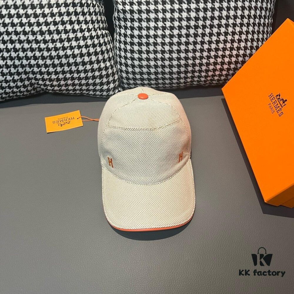 692fb69599f2d84055c87574 Box and Cloth Bag Included, HERMÈS Original Order Baseball Cap, Classic H Design, Genuine Leather and Breathable Canvas Fabric, Premium Steel Buckle, Exquisitely Crafted, Stylish and High Quality