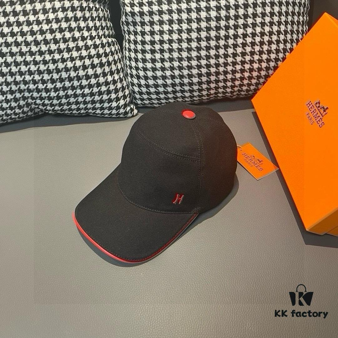 692fb6a699f2d84055c87589 Box and Cloth Bag Included, HERMÈS Original Design Baseball Cap, Classic H Logo, Authentic Mold Custom Made, Premium Breathable Canvas Fabric with Top Grain Leather, Original Factory Stainless Steel Adjustable Buckle, Exquisite Craftsmanship, Stylish and High Quality