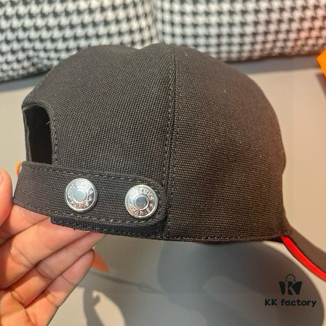692fb6a799f2d84055c8758c Box and Cloth Bag Included, HERMÈS Original Design Baseball Cap, Classic H Logo, Authentic Mold Custom Made, Premium Breathable Canvas Fabric with Top Grain Leather, Original Factory Stainless Steel Adjustable Buckle, Exquisite Craftsmanship, Stylish and High Quality