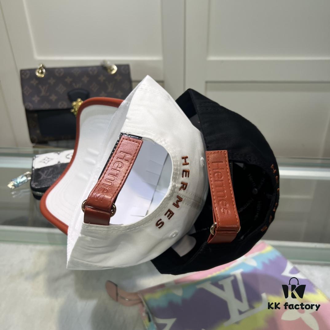 692fb6c399f2d84055c875b8 Hermes Limited Edition Embroidered Baseball Cap with Dust Bag, Official Website Original Lining, High Version, Breathable and Comfortable, Ultra-high Sun Protection, Elegant and Stylish
