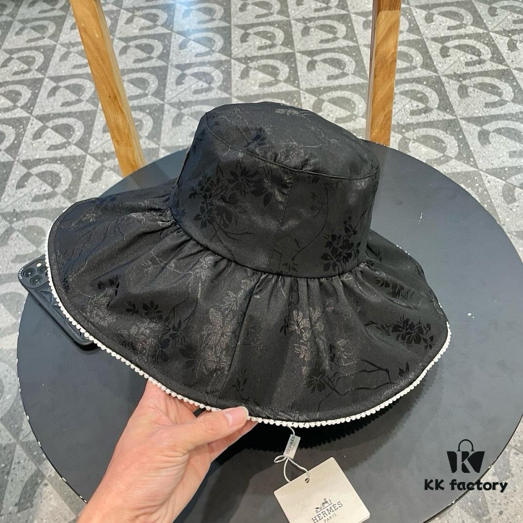 692fb71799f2d84055c87639 Hermes HERMES 2024 Spring/Summer New Pearl Trimmed Chinese-Style Embroidered Wide-Brimmed Fisherman Hat for Women, Outdoor Travel Beach Sun Hat